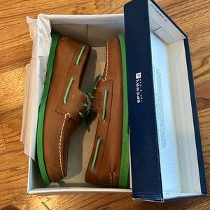 Sperry Topsiders